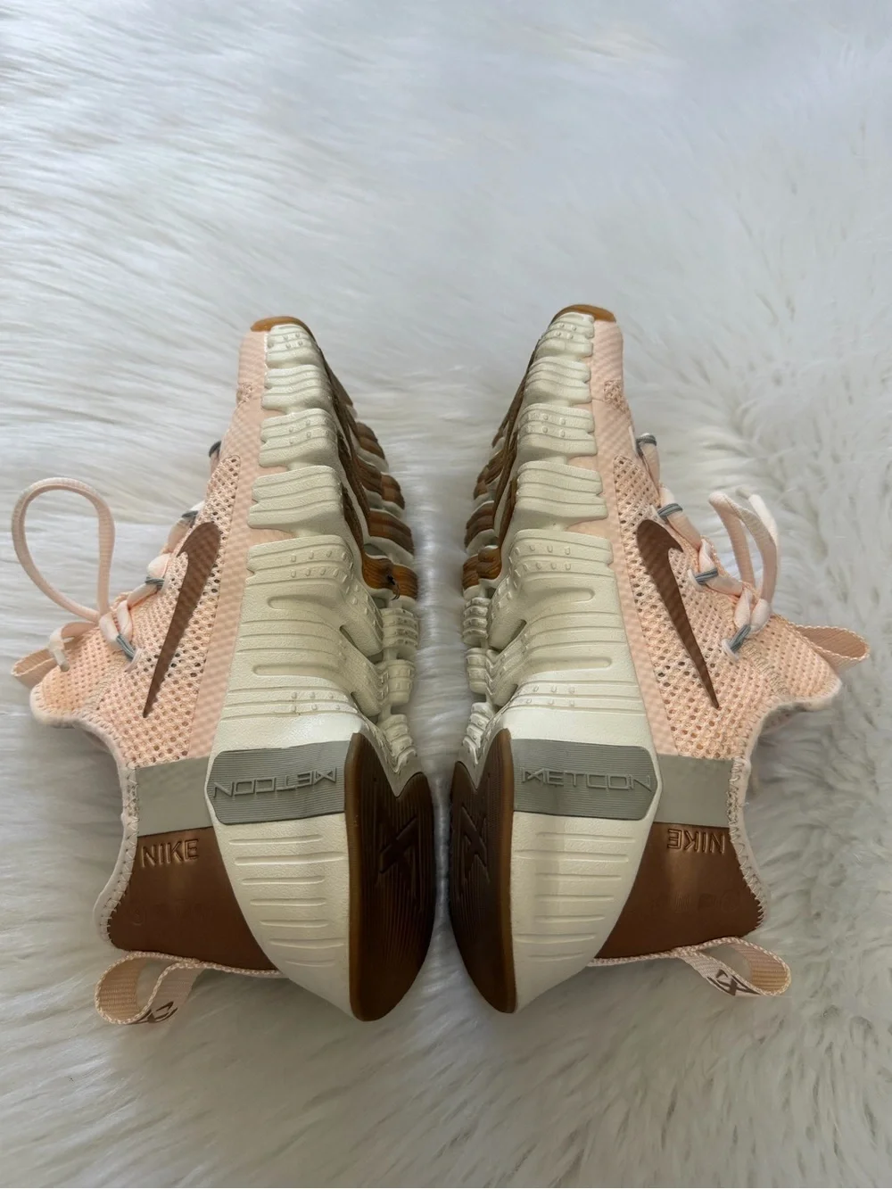 Nike Free Metcon 3 Guava Ice/Bronze  Knit Sneakers Sz 6.5
